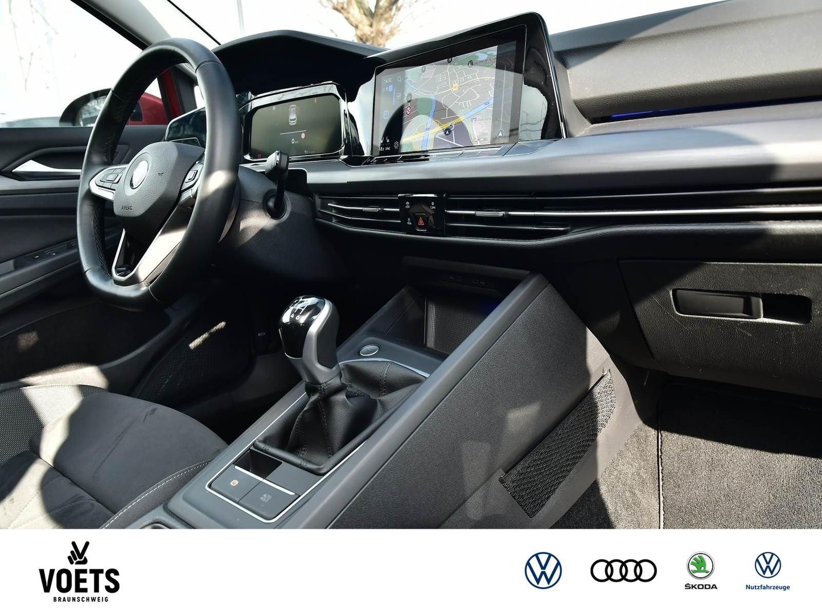Fahrzeugabbildung Volkswagen Golf VIII Lim. Style 1.5 TSI LED+SHZ