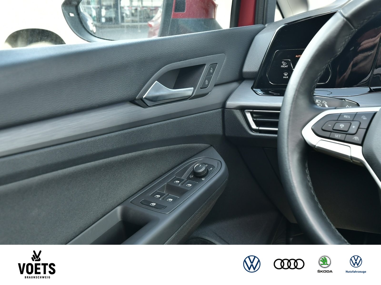 Fahrzeugabbildung Volkswagen Golf VIII Lim. Style 1.5 TSI LED+SHZ