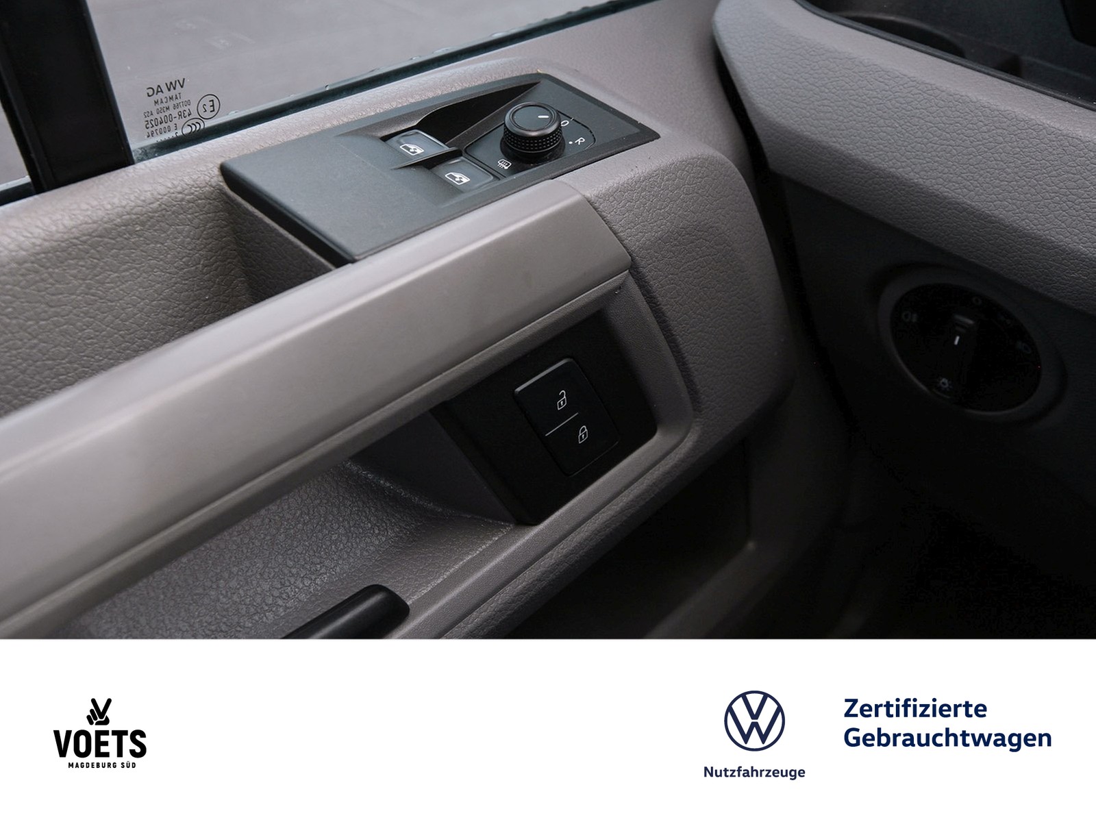 Fahrzeugabbildung Volkswagen CRAFTER PRITSCHE TDI DSG LR LANG CLIMATIC+UNTERFLURBOX