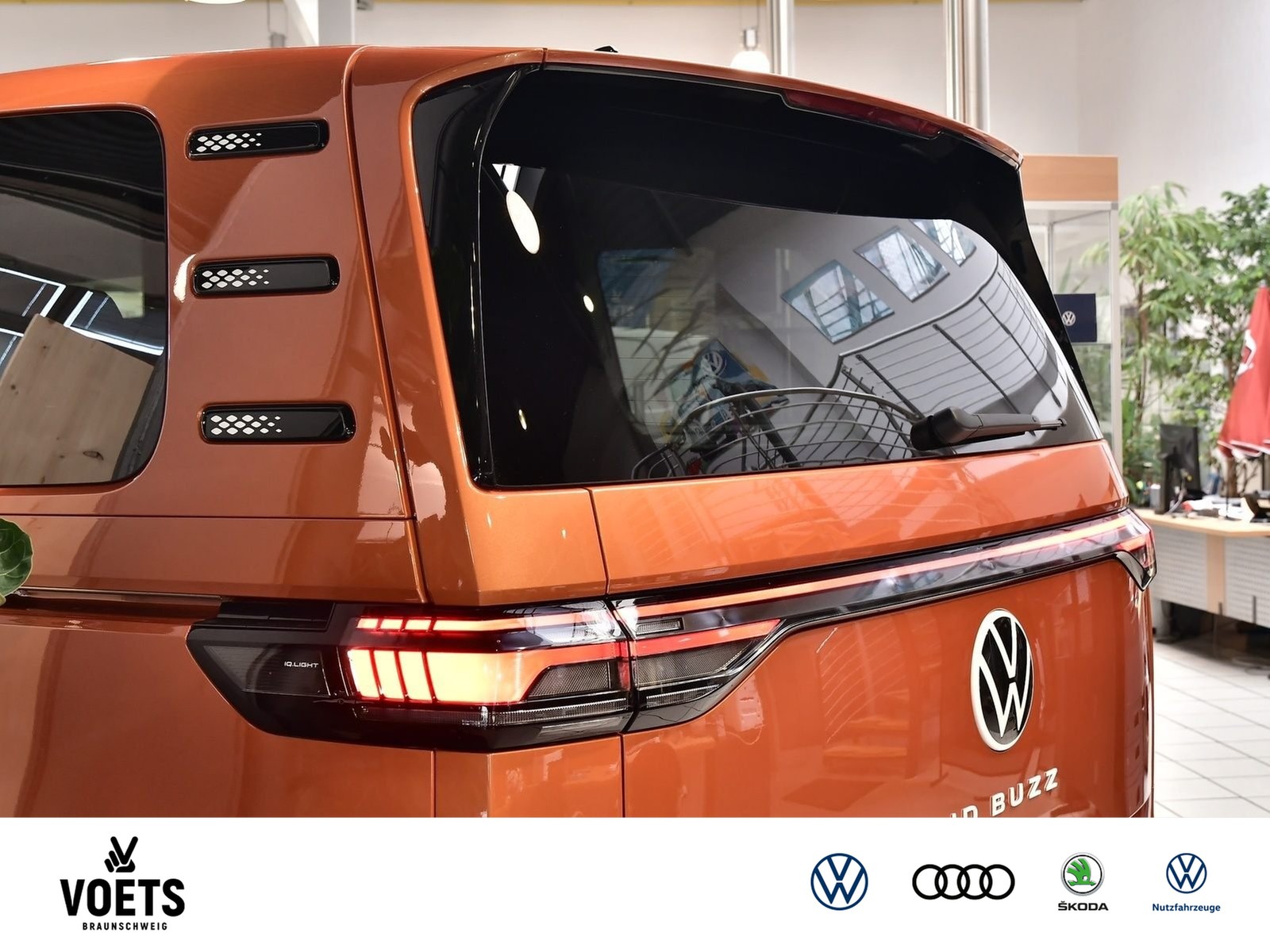 Fahrzeugabbildung Volkswagen ID.Buzz AHK+INFOTAINMENT KOMFORT