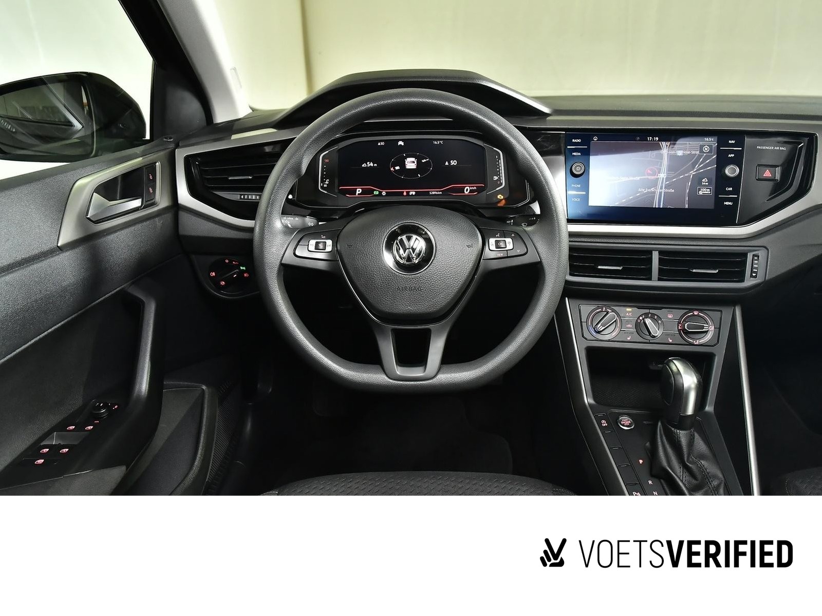 Fahrzeugabbildung Volkswagen Polo Comfortline 1.0 TSI DSG NAVI+KLIMA+SHZ