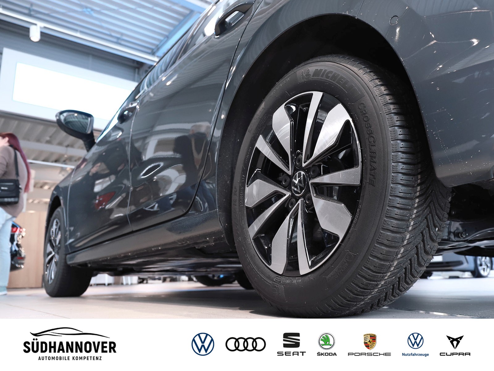 Fahrzeugabbildung Volkswagen Golf MOVE 1.5 TSI SG+AHK+ALLWETTER+RFK+NAVI+LED+