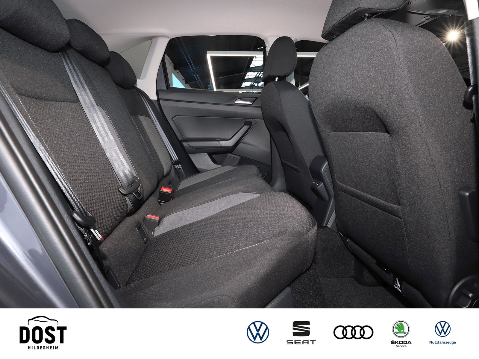 Fahrzeugabbildung Volkswagen Taigo Life 1,0 l TSI DSG NAVI+AHK+GJR+KAMERA+ACC