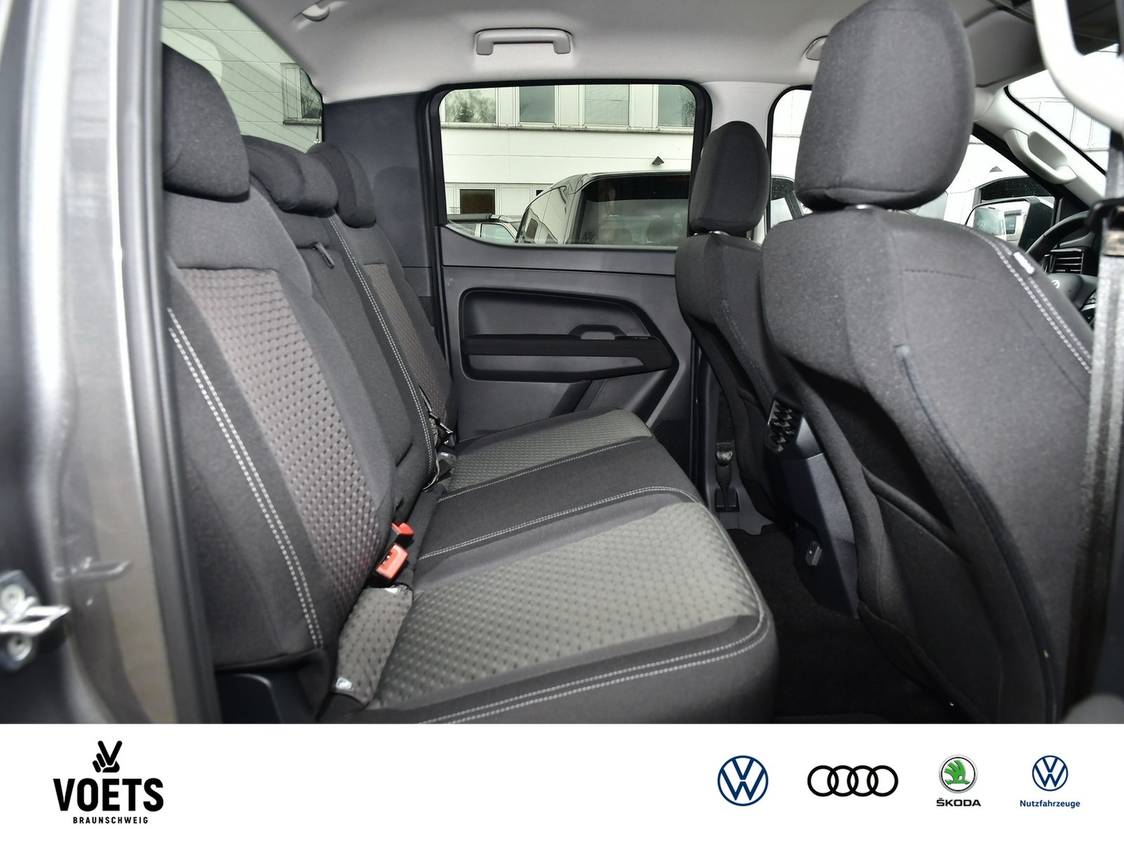 Fahrzeugabbildung Volkswagen Amarok Life 2.0 TDI AHK+STANDHZG+NAVI+PDC