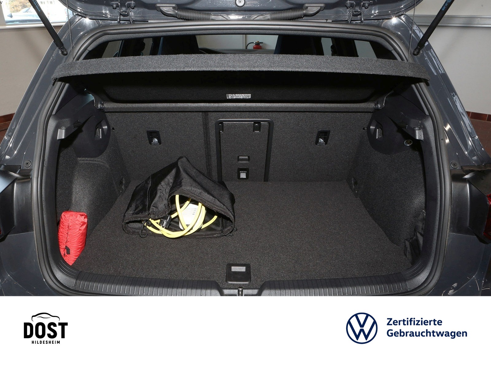 Fahrzeugabbildung Volkswagen Golf 1.4 eHybrid GTE DSG LED+PDC+NAVI