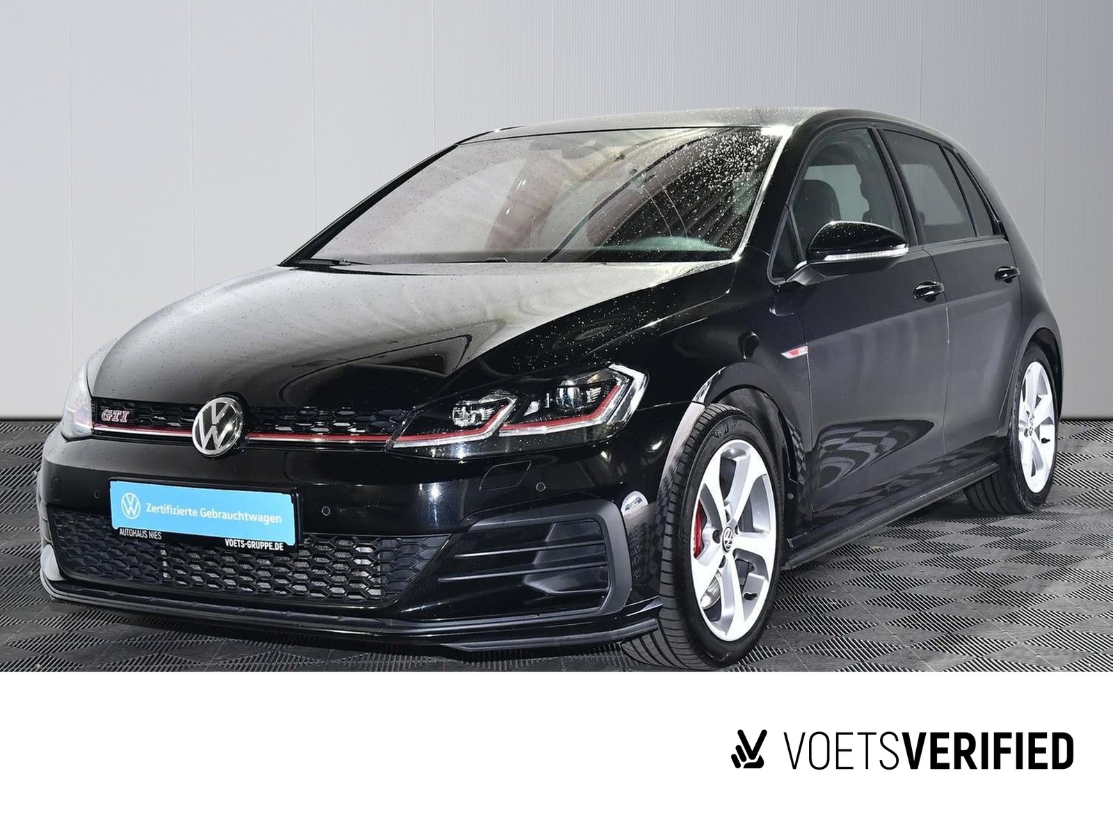 Volkswagen Golf VII GTI Performance 2.0 TSI DSG LED+NAVI+RearView