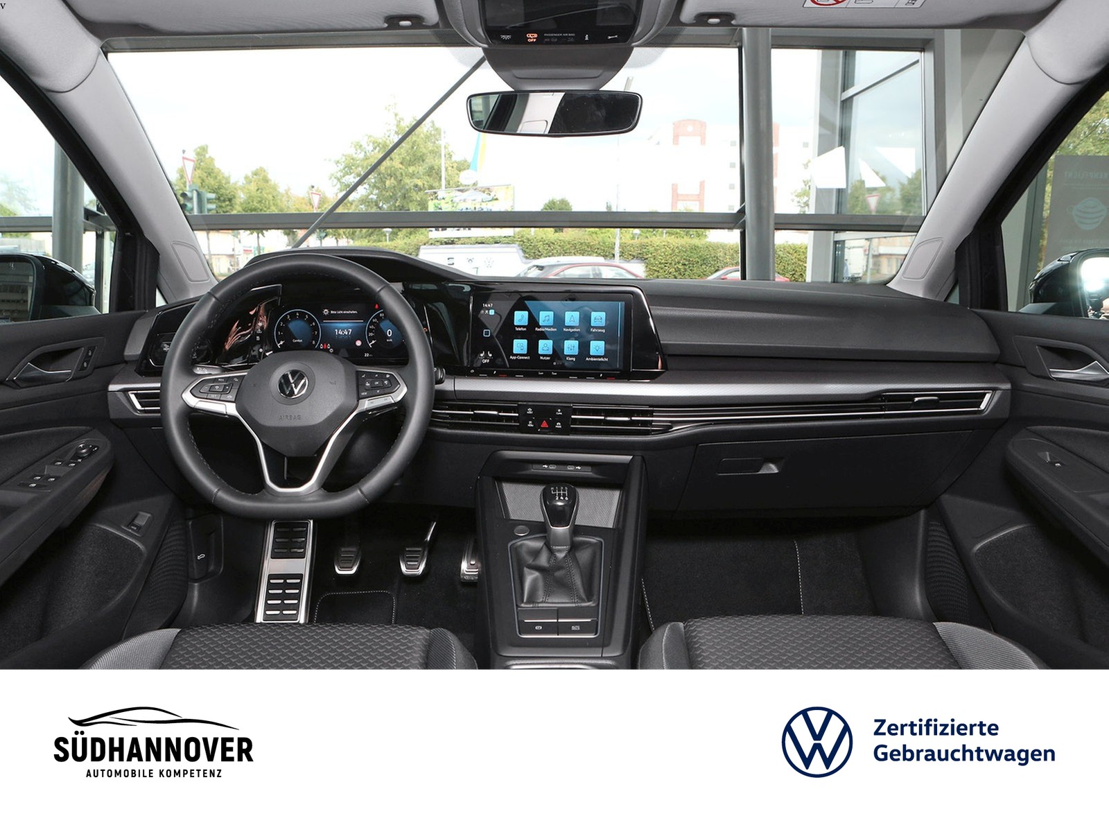 Fahrzeugabbildung Volkswagen Golf VIII Variant Active 1.5 TSI NAVI+LED+STANDH