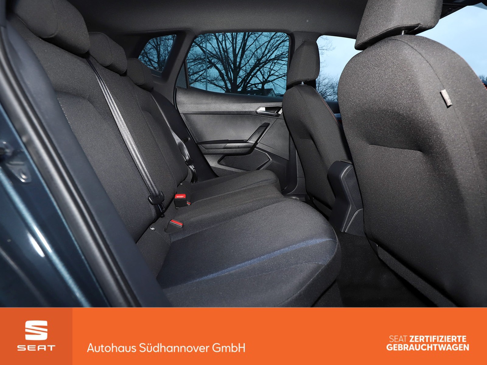 Fahrzeugabbildung SEAT Arona FR-Line 1.0 TSI NAVI+LED+SHZ+GRA+KAMERA
