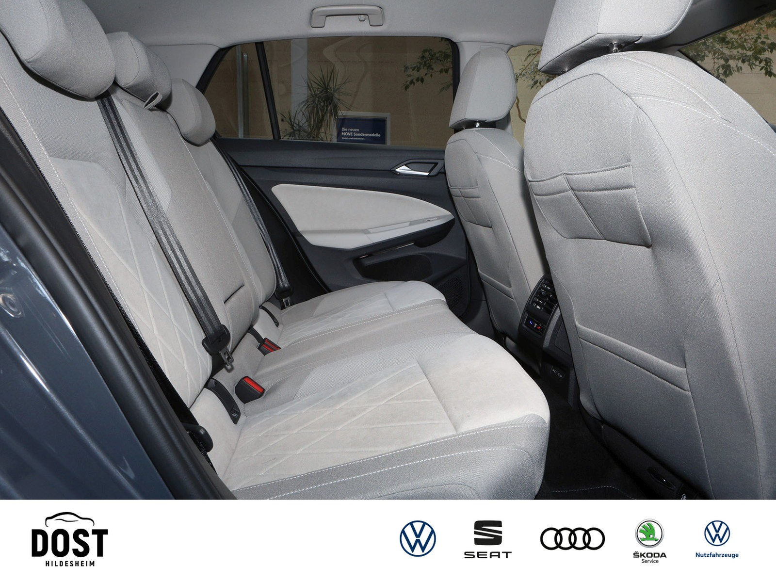 Fahrzeugabbildung Volkswagen Golf Style 1,5 TSI 6-Gang NAVI+SHZ+PDC+ACC+LED