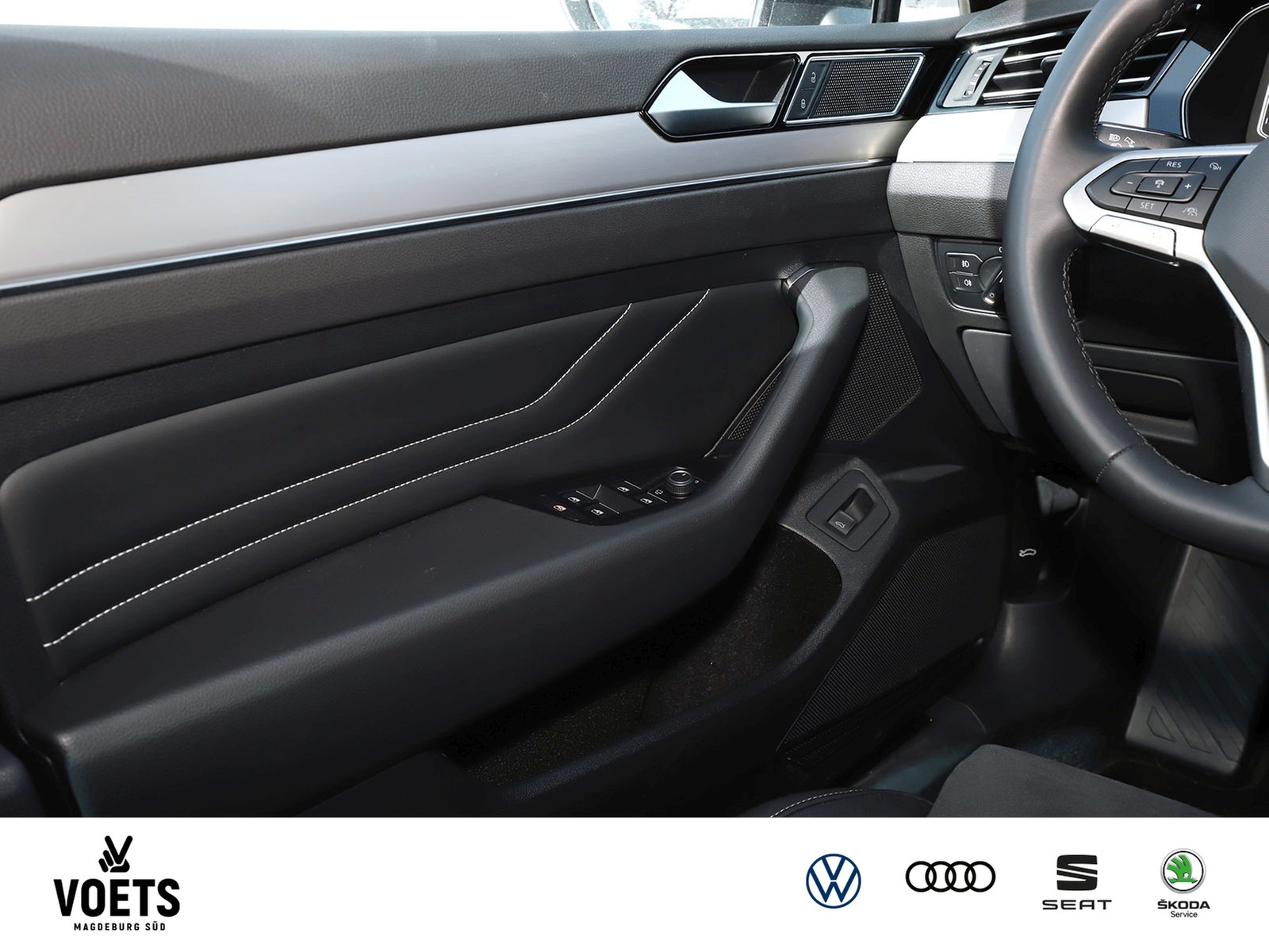 Fahrzeugabbildung Volkswagen Passat Variant Elegance 2.0 TDI DSG AHK+LED+ACC
