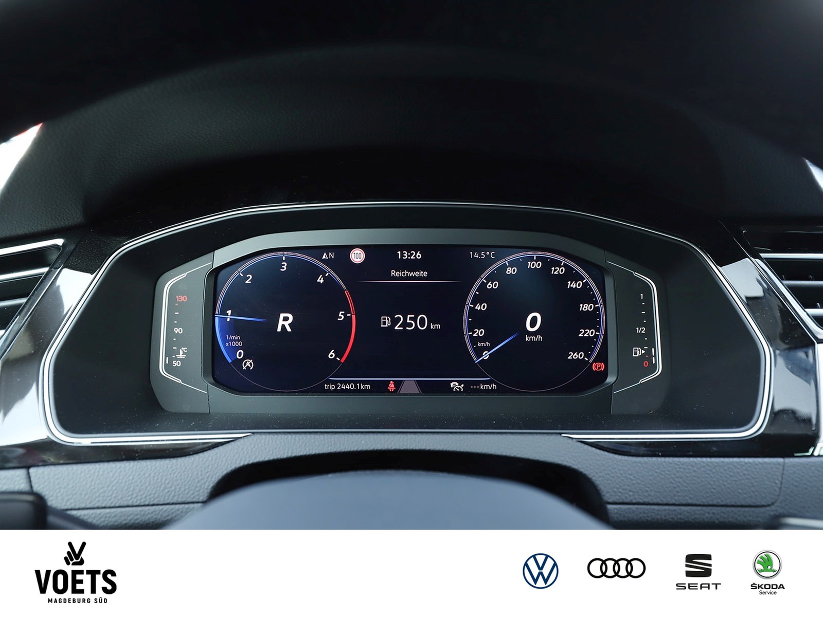 Fahrzeugabbildung Volkswagen Passat Variant Elegance 2.0 TDI DSG AHK+LED+ACC