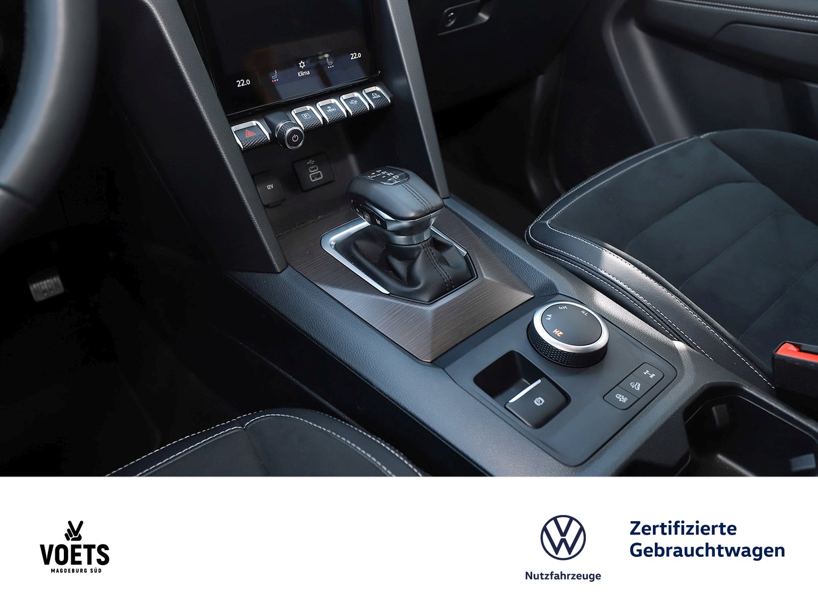 Fahrzeugabbildung Volkswagen AMAROK DC STYLE IQ.LIGHT+AZV+NAVI+CLIMA+AT-18