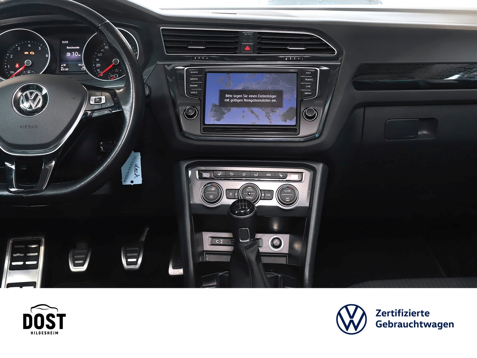 Fahrzeugabbildung Volkswagen Tiguan 2.0 TSI Sound PANO+ACC+STHZG+SHZ+NAVI