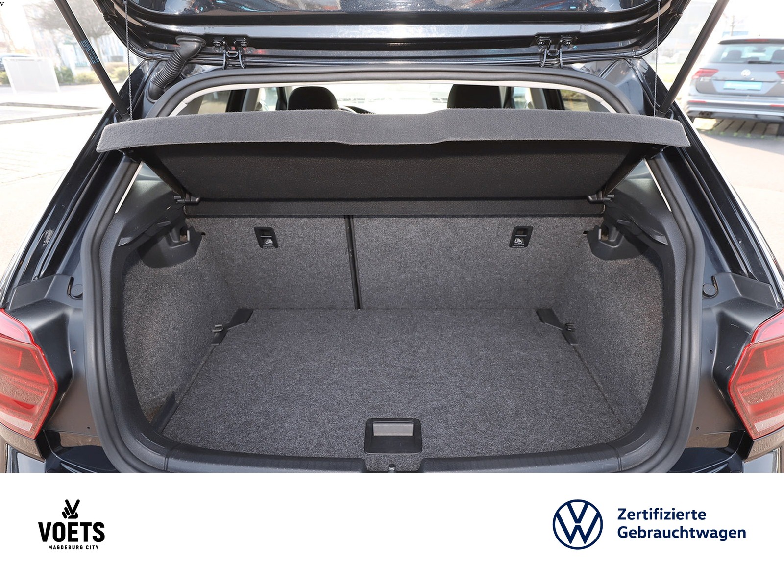 Fahrzeugabbildung Volkswagen Polo VI Comfortline DSG+NAVI+KEYLESS