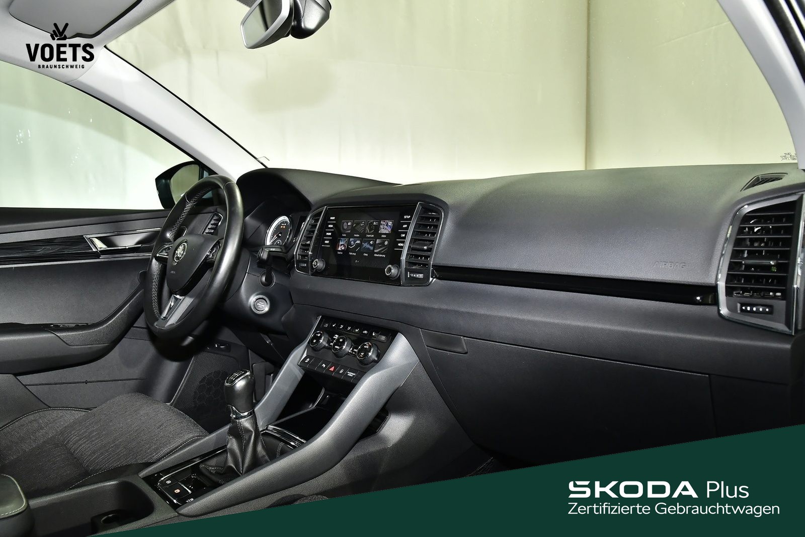 Fahrzeugabbildung SKODA Karoq Style 1.5 TSI LED+SHZ