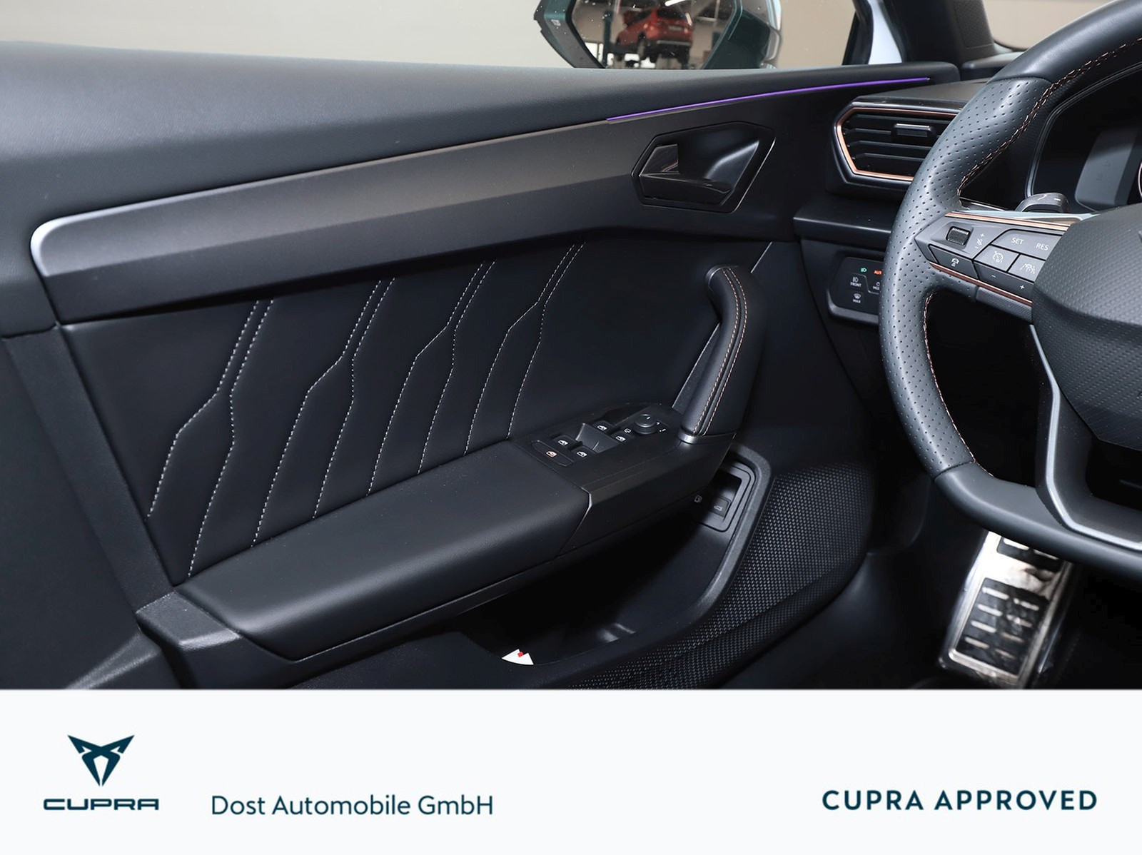 Fahrzeugabbildung CUPRA Leon Sportstourer 1.4 e-Hybrid VZ DSG NAVI+LED
