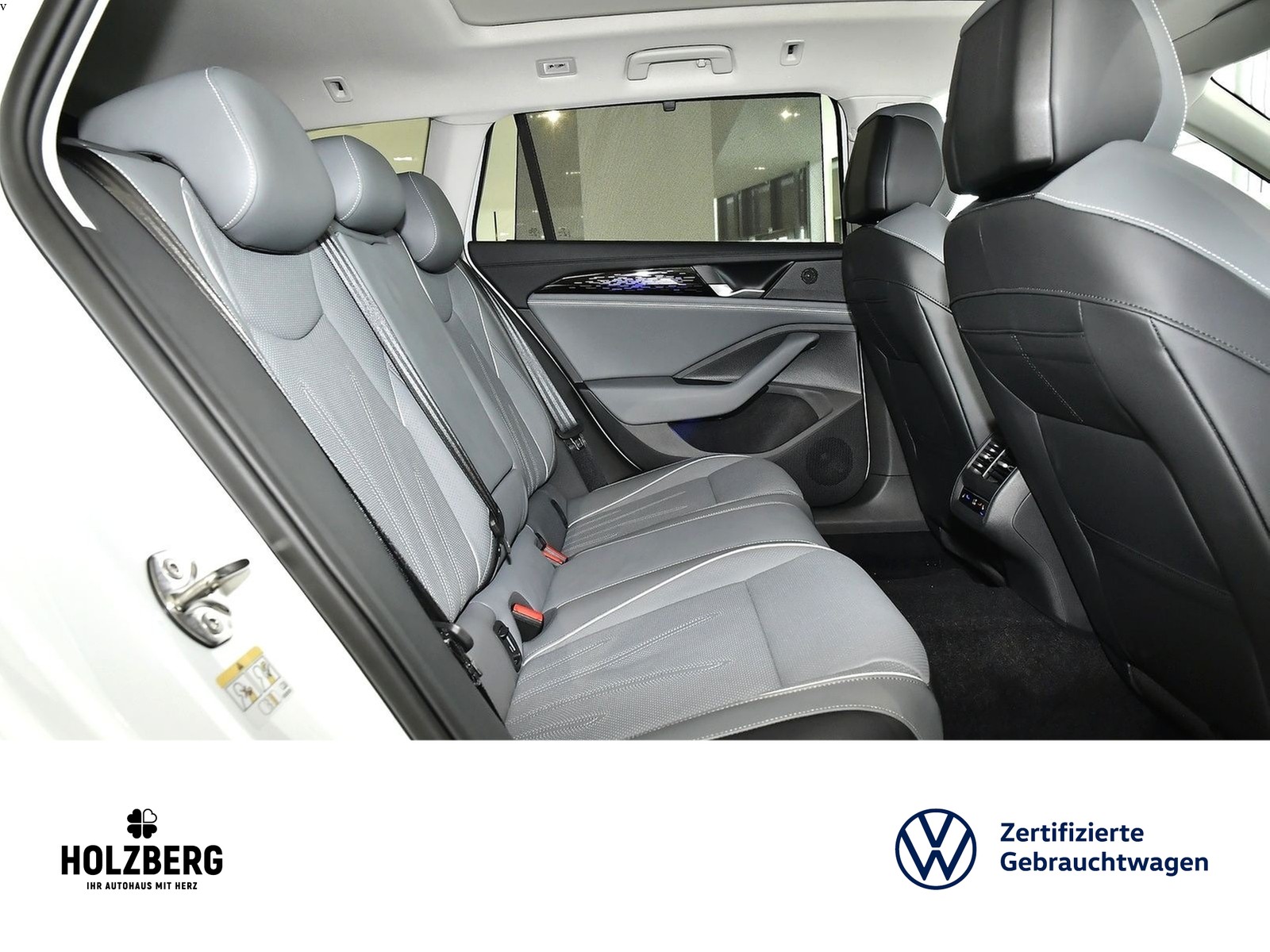 Fahrzeugabbildung Volkswagen Passat Variant 2.0 TDI DSG Elegance AHK+STHZG+IQ