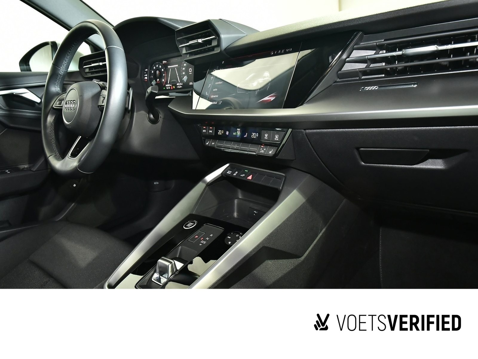 Fahrzeugabbildung Audi A3 Sportback advanced 40 TFSIe LED+PDC HINTEN+SHZ