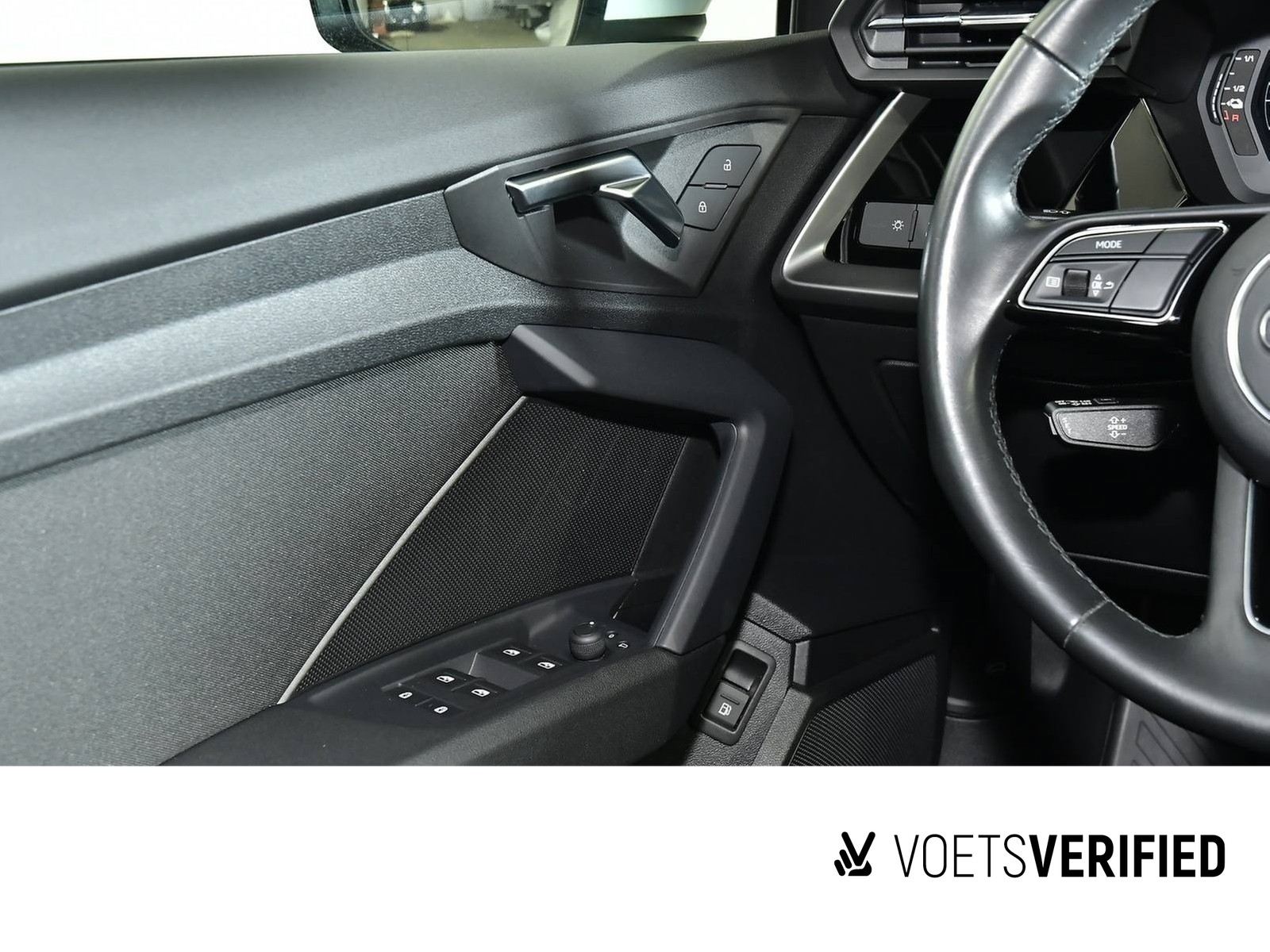 Fahrzeugabbildung Audi A3 Sportback advanced 40 TFSIe LED+PDC HINTEN+SHZ