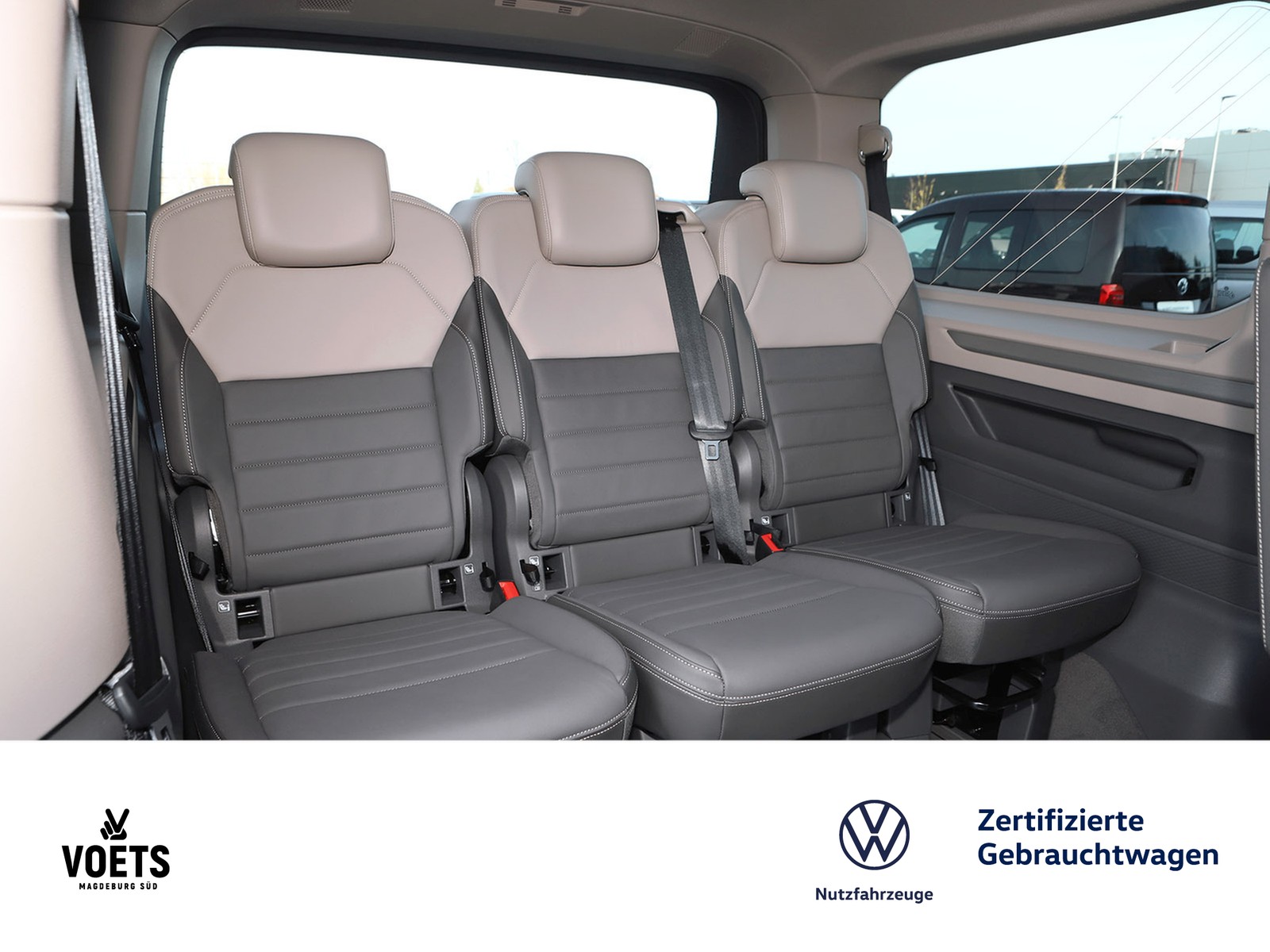 Fahrzeugabbildung Volkswagen T7 MULTIVAN TSI DSG eHYBRID STYLE LÜ IQ.LIGHT+ZV