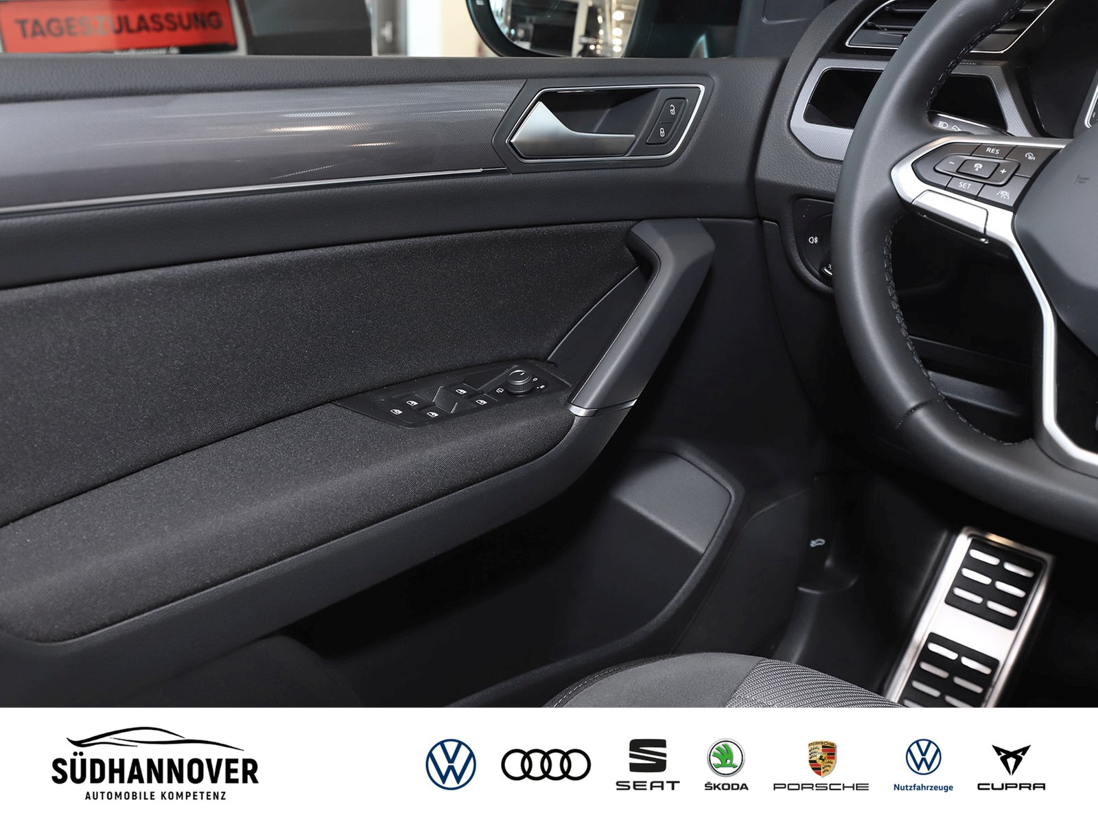 Fahrzeugabbildung Volkswagen Touran Highline 2.0 TDI DSG+AHK+NAVI+7-SITZ+18''