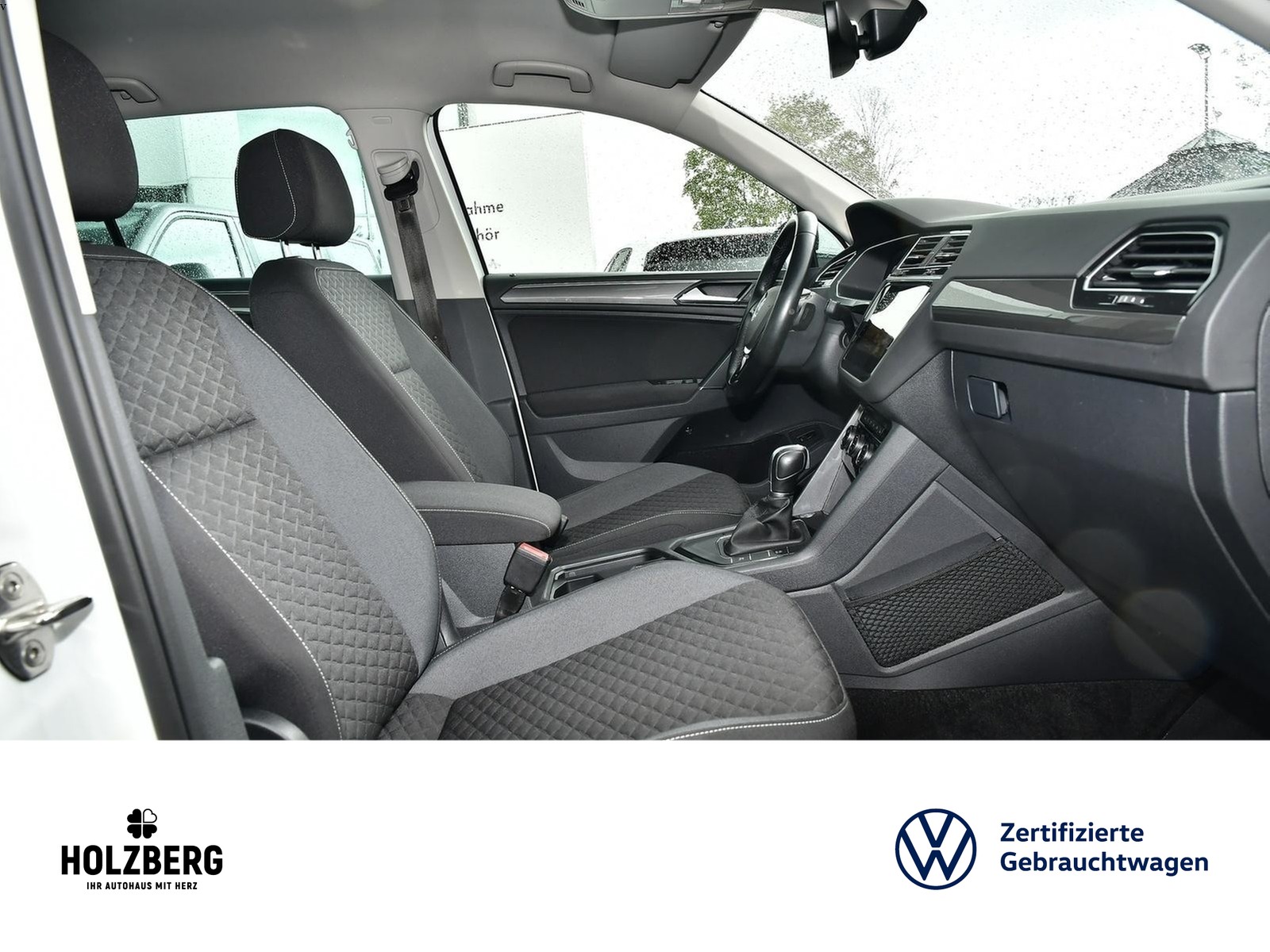 Fahrzeugabbildung Volkswagen Tiguan 1.4 TSI DSG Join R-Line AHK+ACC+LED+NAV