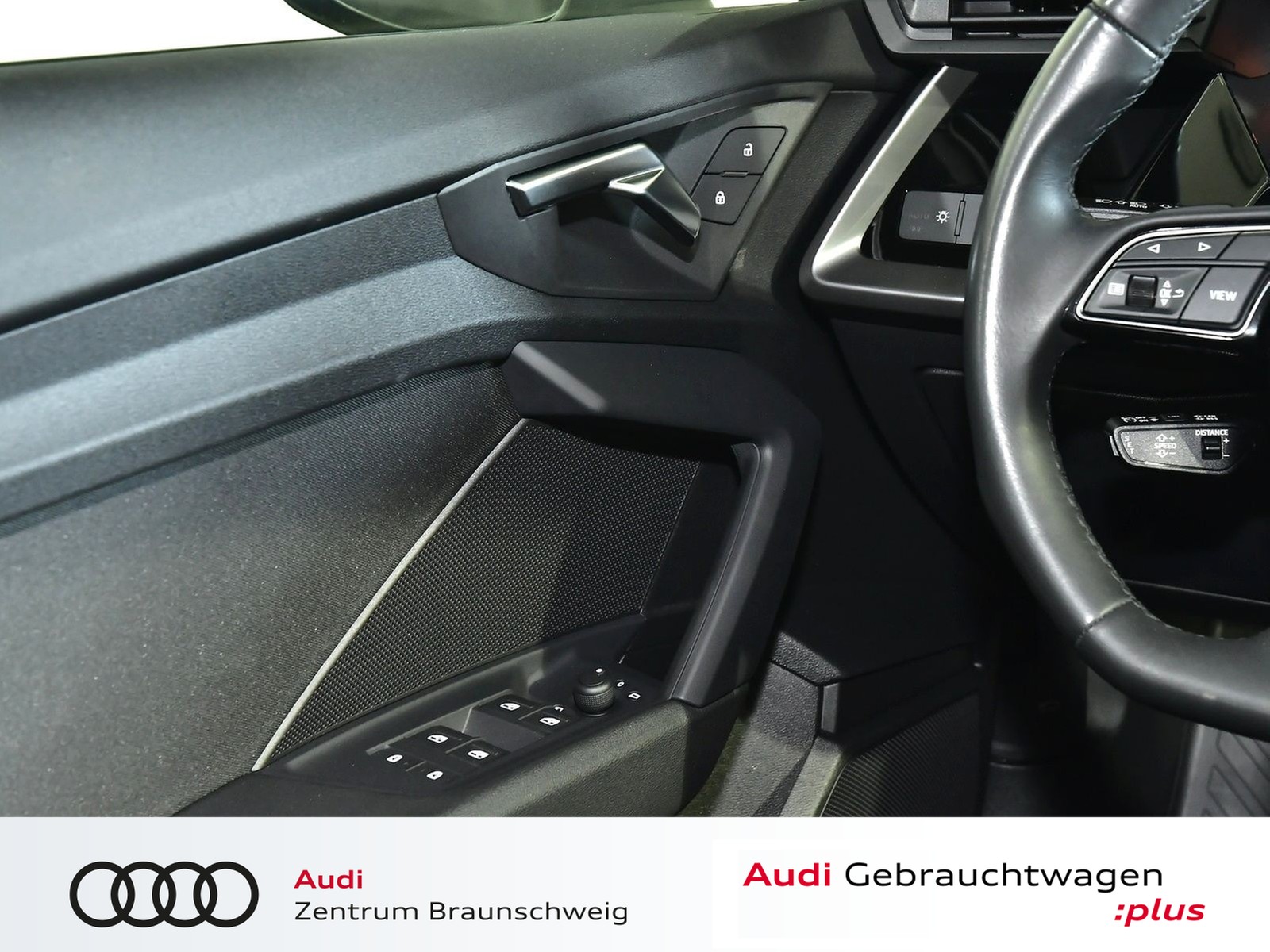 Fahrzeugabbildung Audi A3 Sportback S line 35 TDI S-tronic NAV+RearView