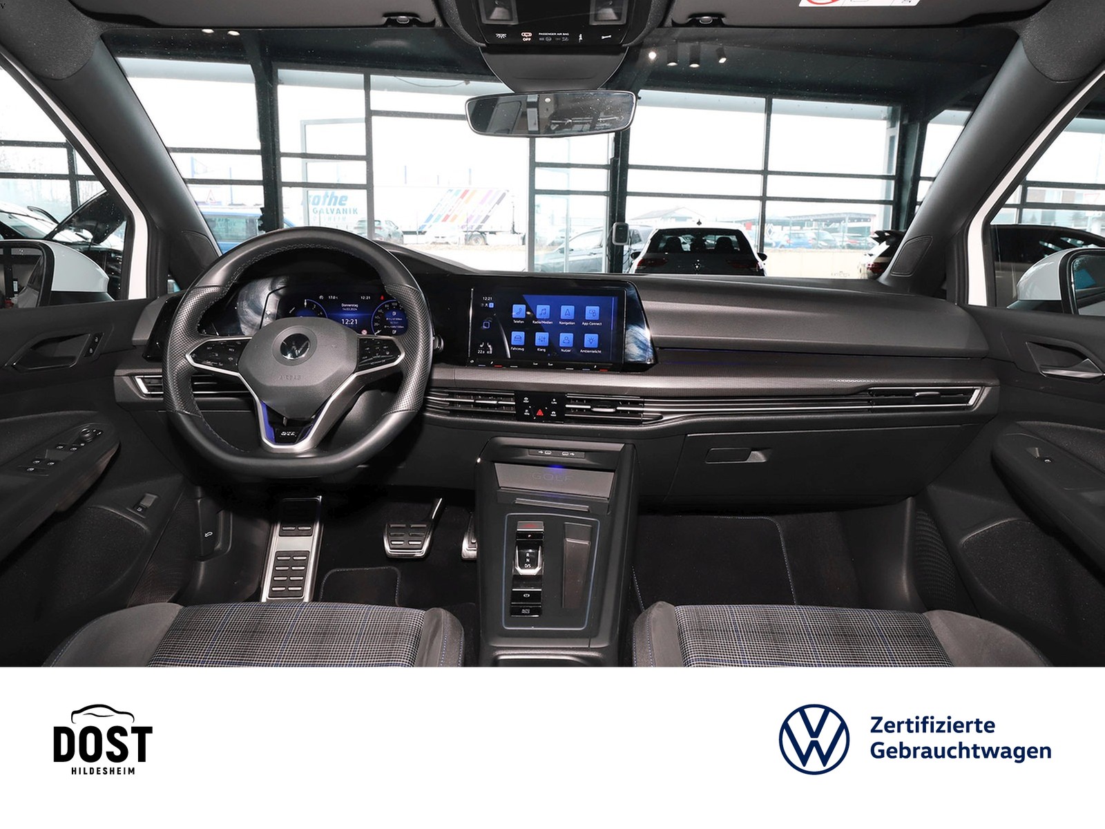 Fahrzeugabbildung Volkswagen Golf VIII Lim. 1.4 GTE e-Hybrid DSG SHZ+NAVI+DAB