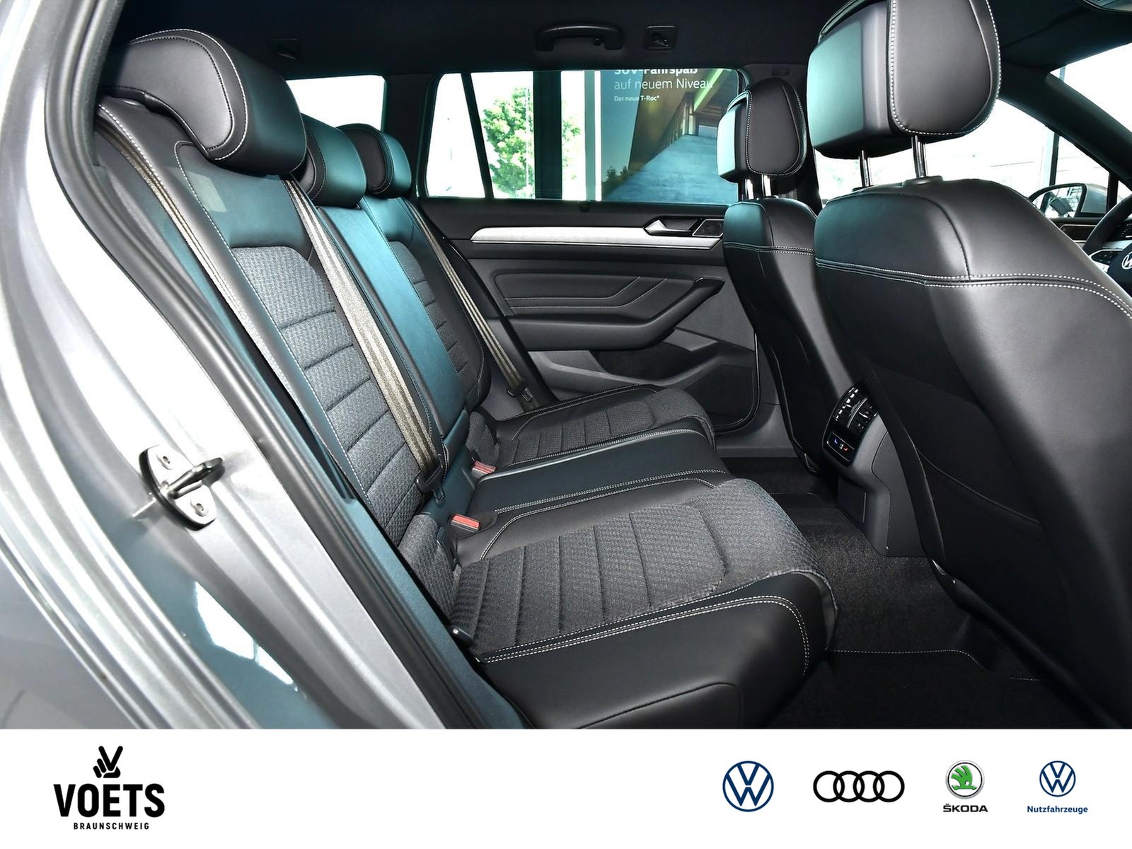 Fahrzeugabbildung Volkswagen Passat Variant R-Line 2.0 TDI DSG NAVI+ACC+MATRIX-LED
