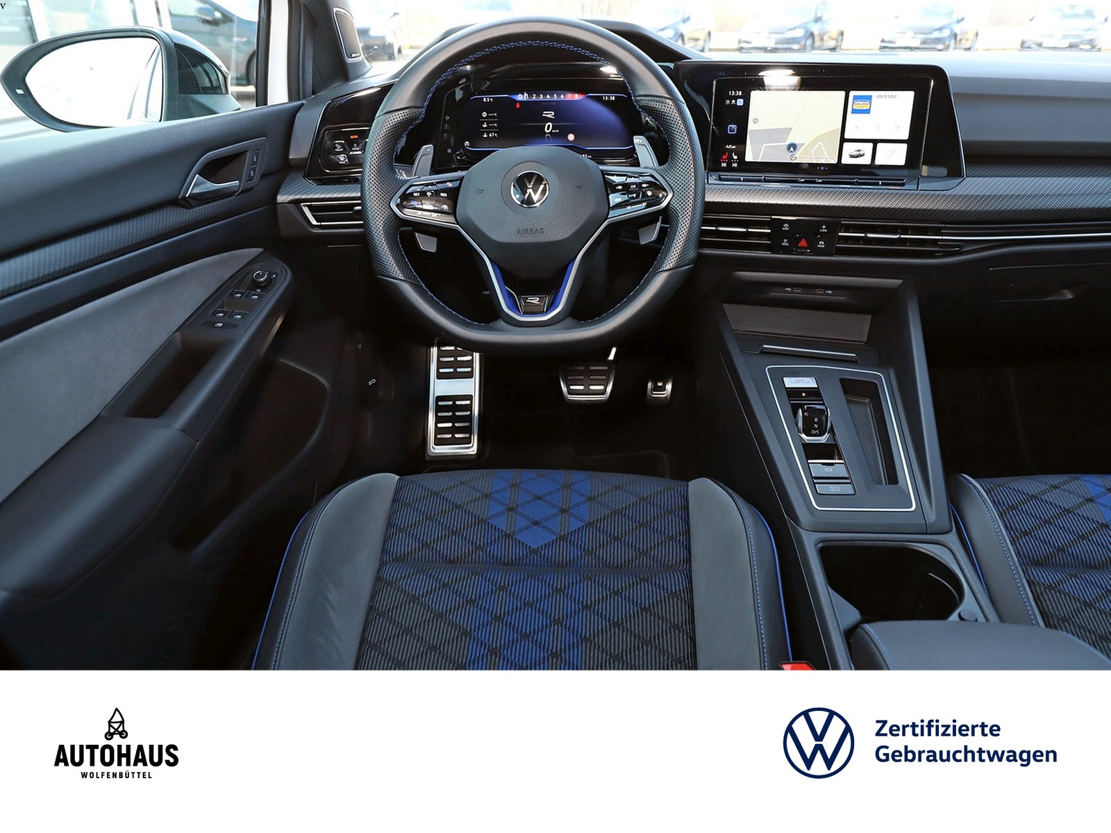 Fahrzeugabbildung Volkswagen Golf VIII R DSG 4Motion R-PERFORMANCE