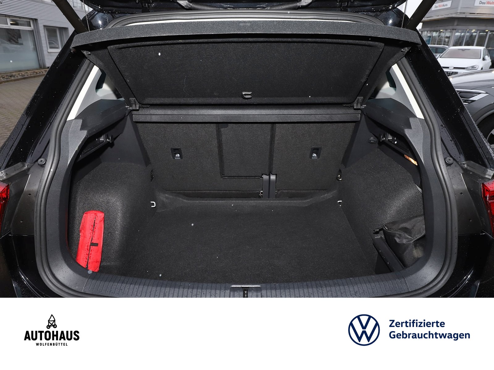 Fahrzeugabbildung Volkswagen Tiguan Join 2.0 TDI DSG 4Motion 360° DAB LED SHZ