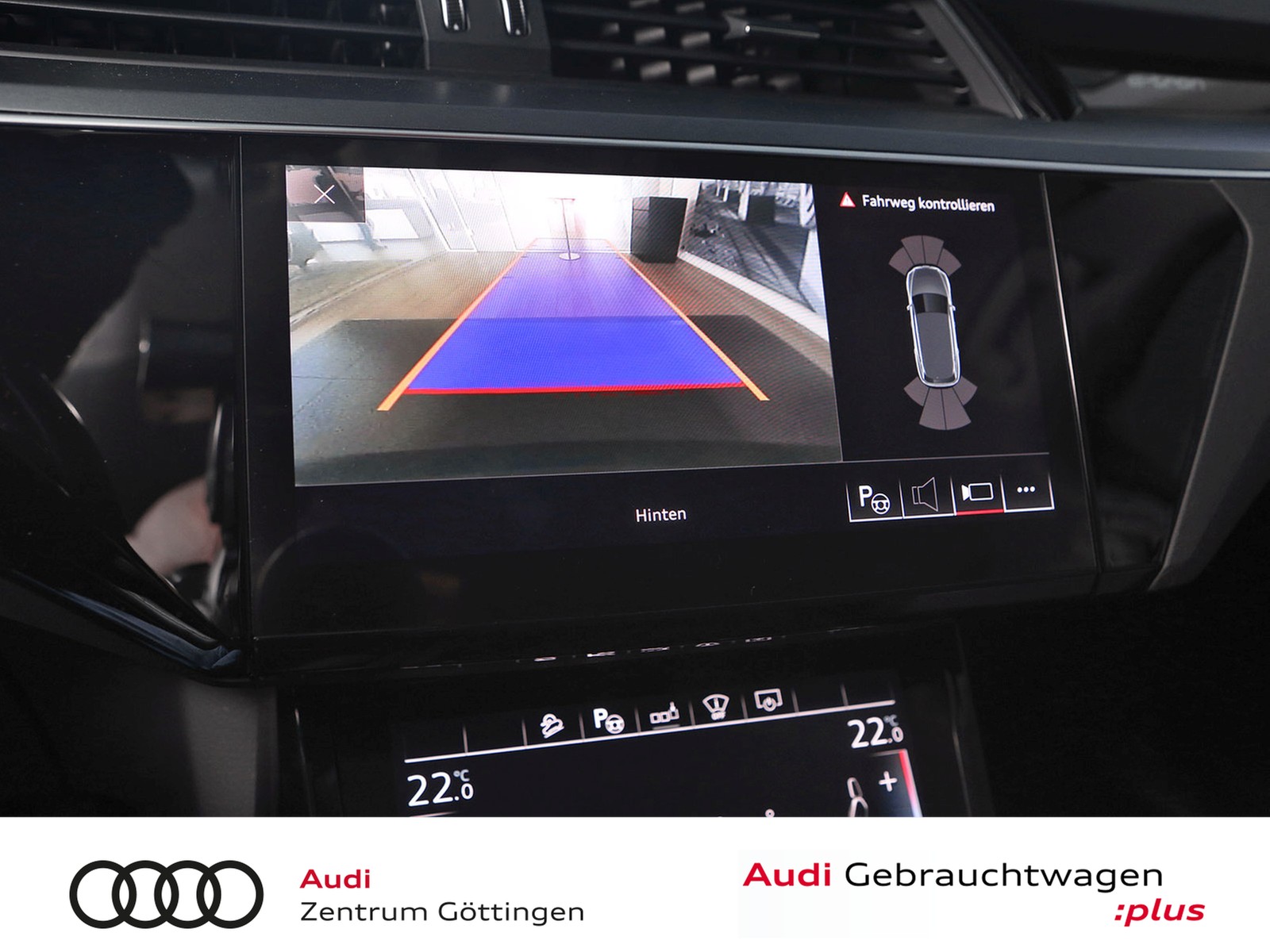 Fahrzeugabbildung Audi e-tron 55 quattro advanced +MATRIX LED+HEAD UP