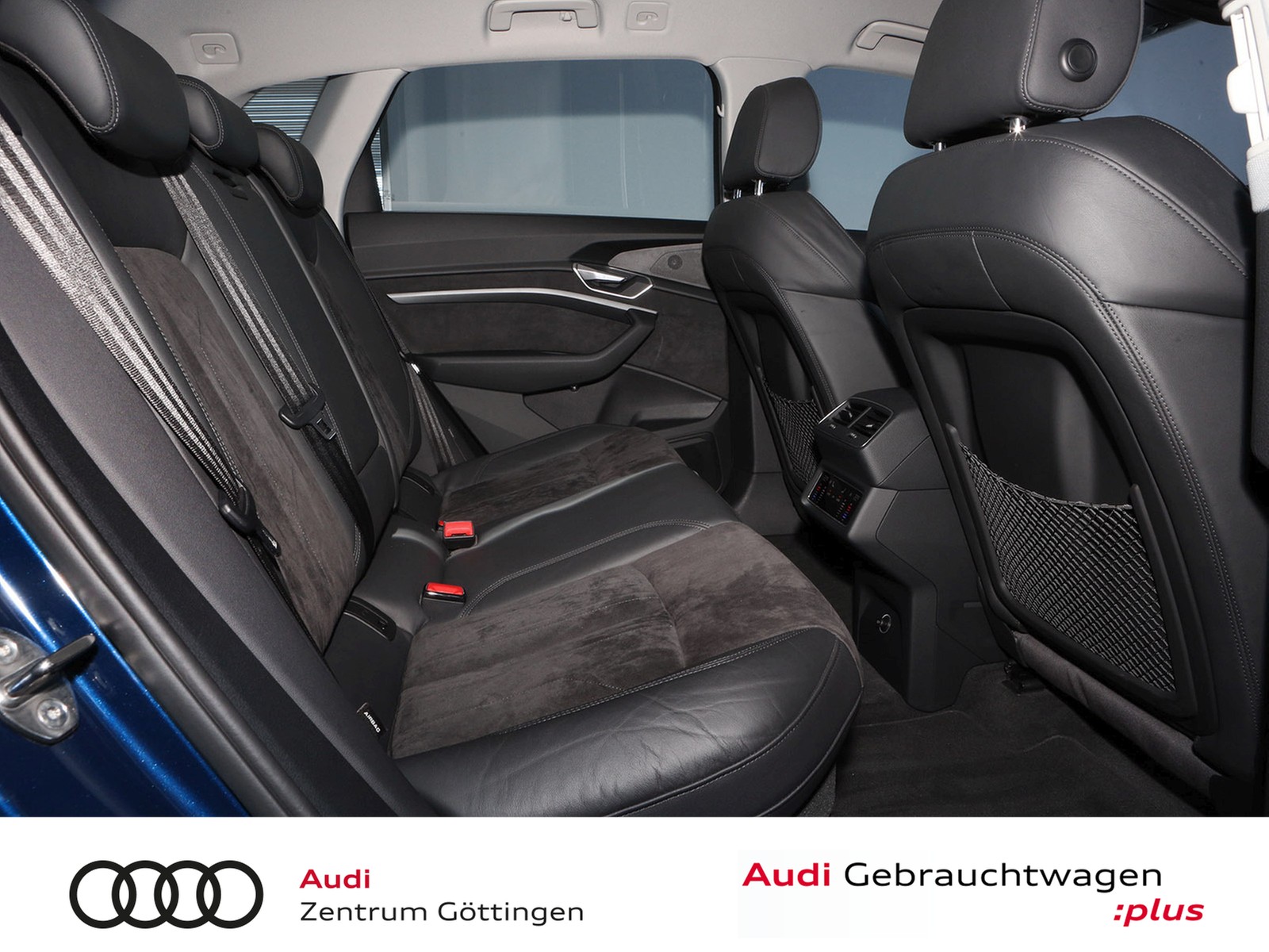 Fahrzeugabbildung Audi e-tron 55 quattro advanced +MATRIX LED+HEAD UP
