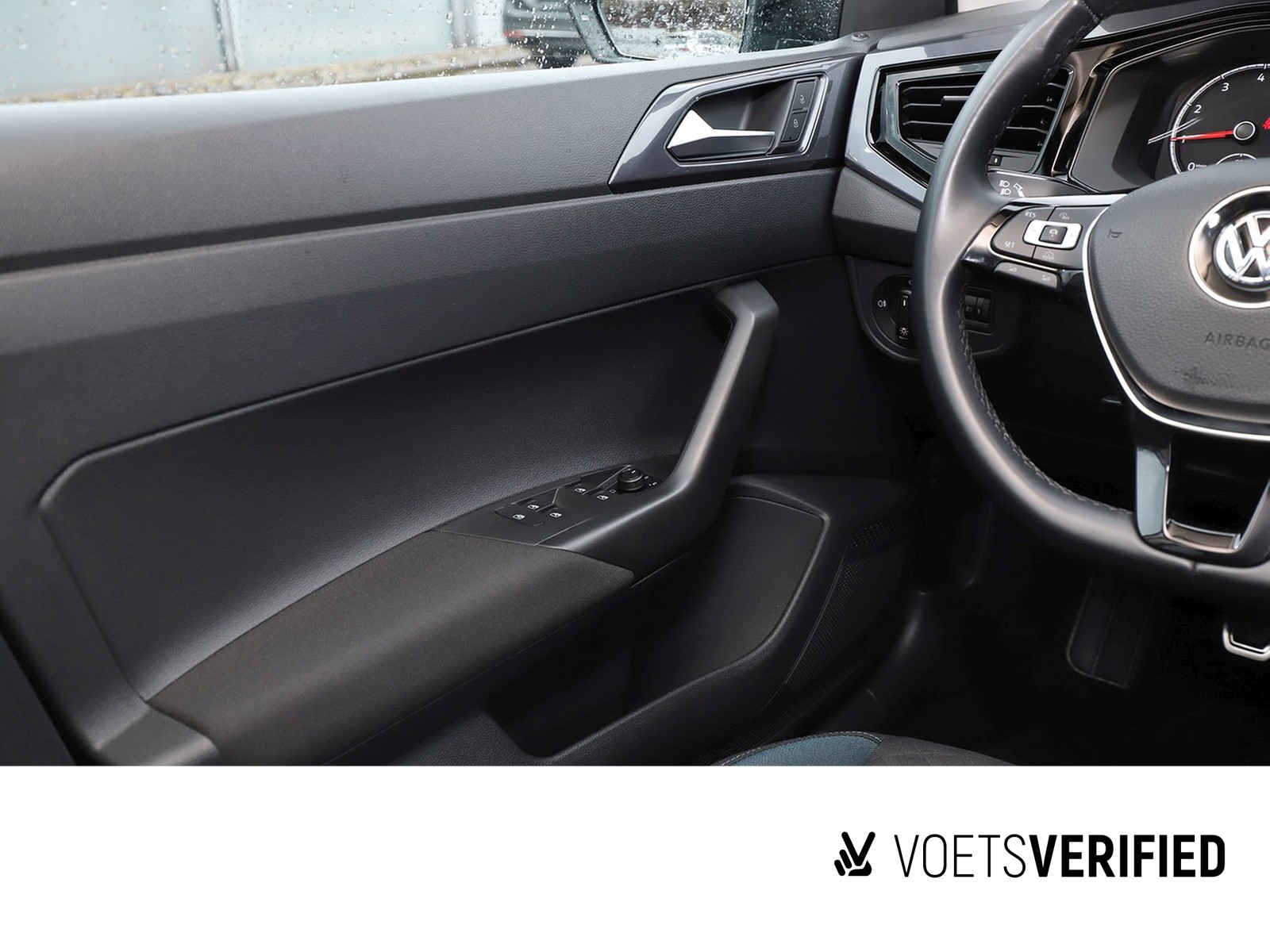 Fahrzeugabbildung Volkswagen Polo IQ.DRIVE 1.0 TSI NAV PDC SHZ