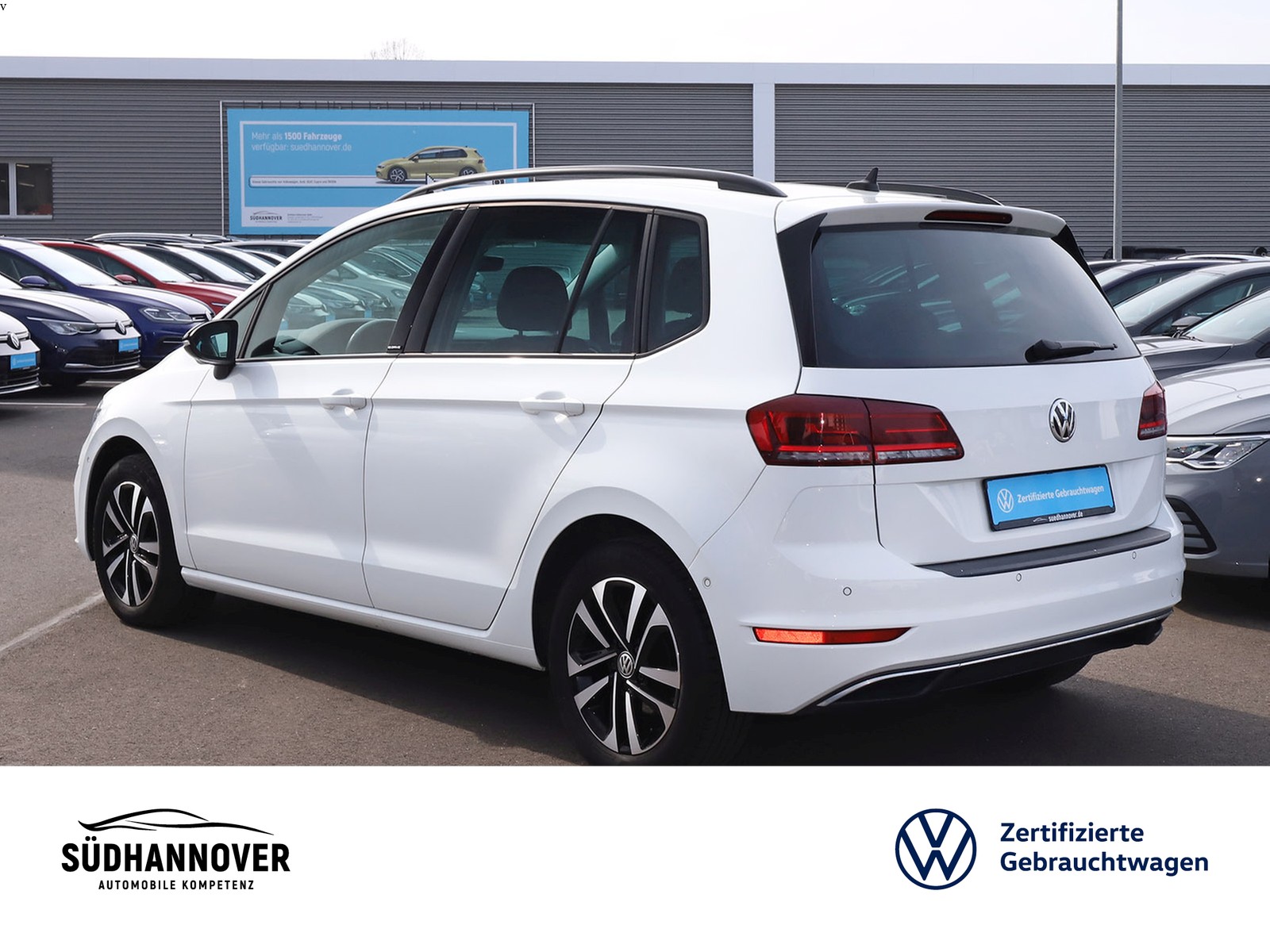 Fahrzeugabbildung Volkswagen Golf Sportsvan IQ.DRIVE 1.6 TDI AHK+NAVI+SHZ+PDC