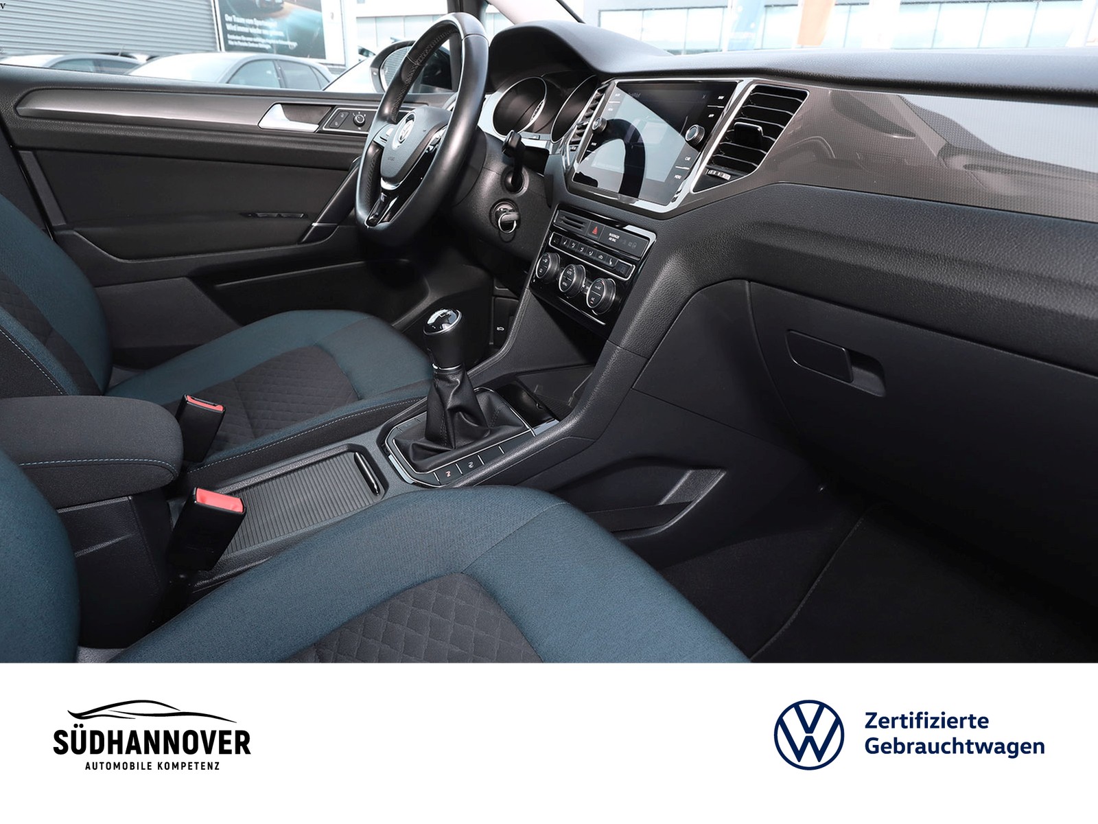 Fahrzeugabbildung Volkswagen Golf Sportsvan IQ.DRIVE 1.6 TDI AHK+NAVI+SHZ+PDC