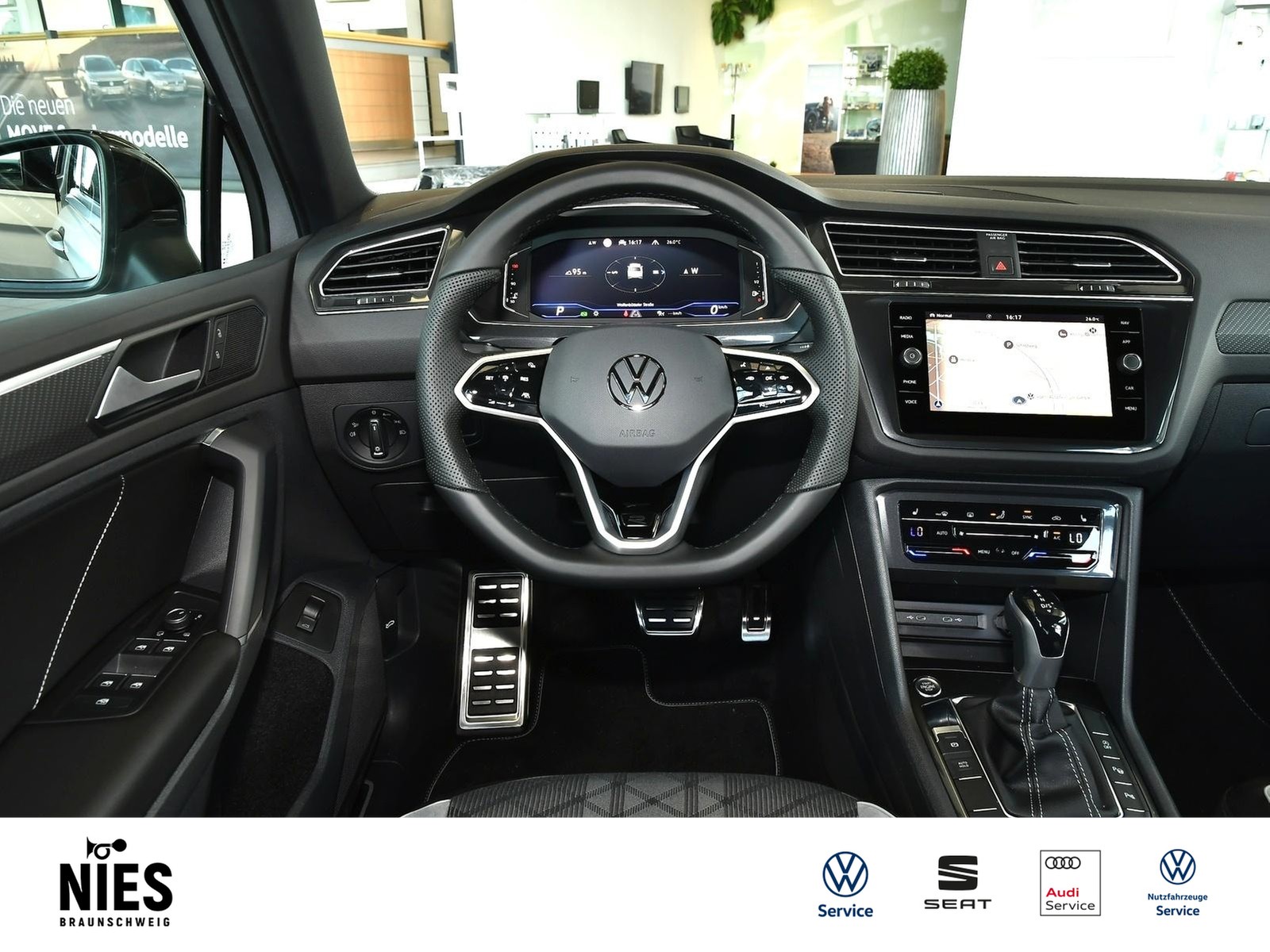 Fahrzeugabbildung Volkswagen Tiguan R-Line 2.0 TSI DSG 4Motion MATRIX-LED+NAV