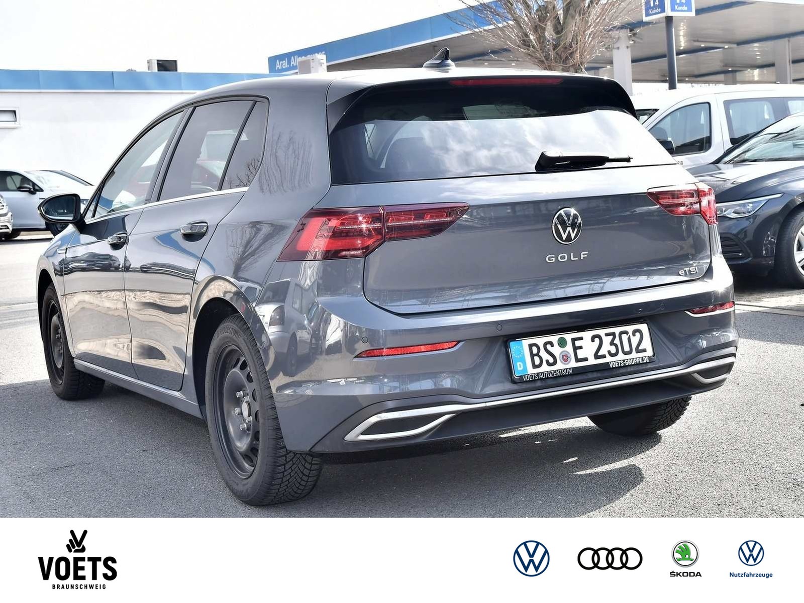 Fahrzeugabbildung Volkswagen Golf VIII Style 1.5 eTSI DSG MATRIX-LED+RearView
