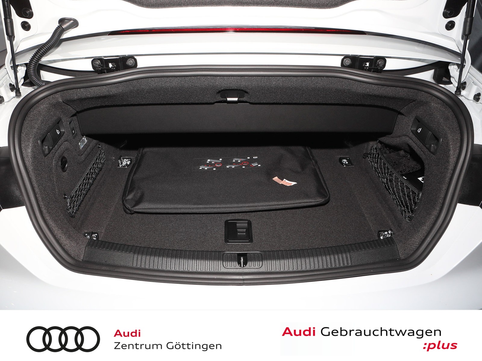 Fahrzeugabbildung Audi A5 Cabrio 40TFSI S tr. S line +MATRIX+SOUND+NAVI