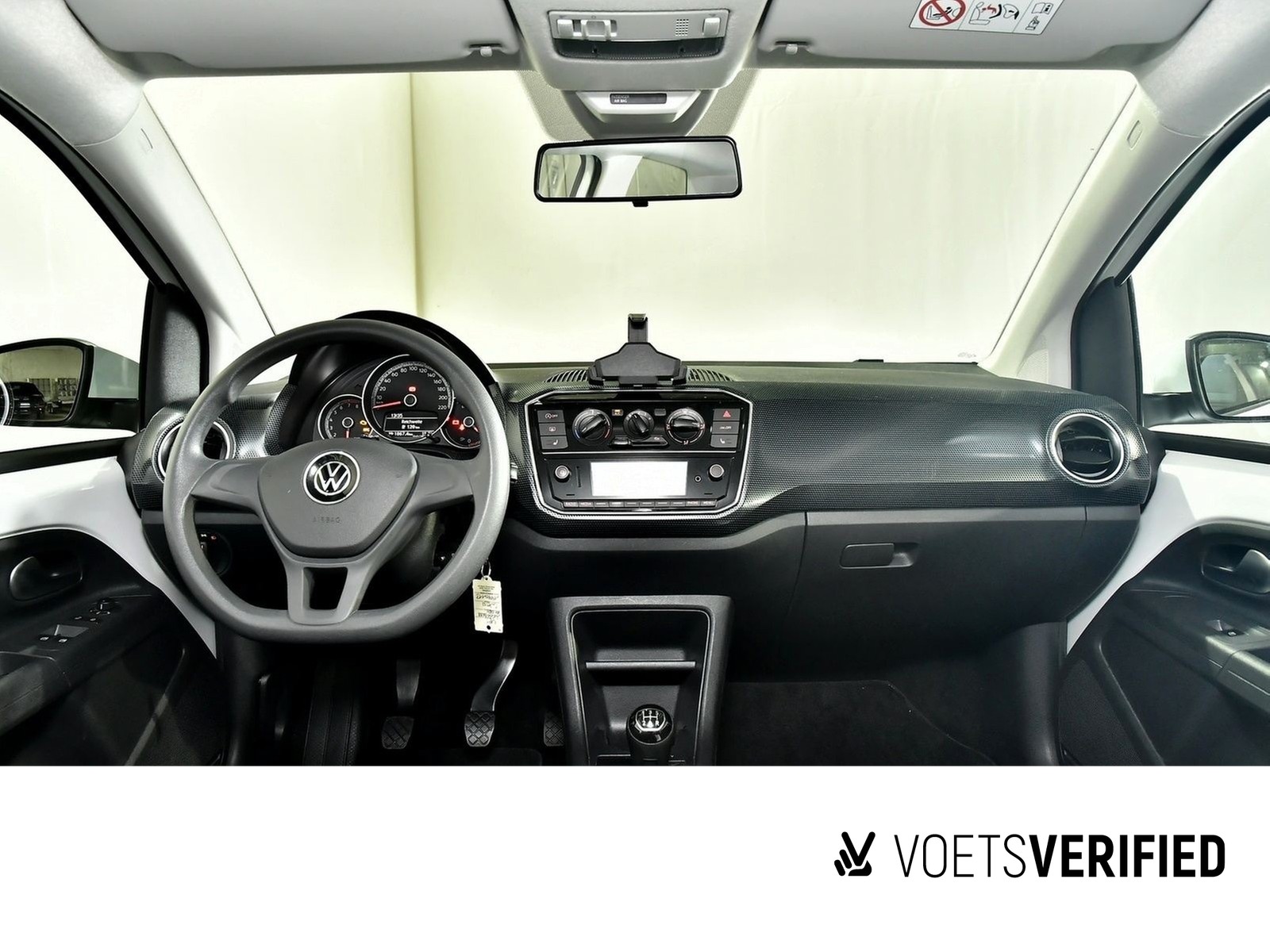 Fahrzeugabbildung Volkswagen up! 1.0 MPI RearView+SHZ+PDC HINTEN