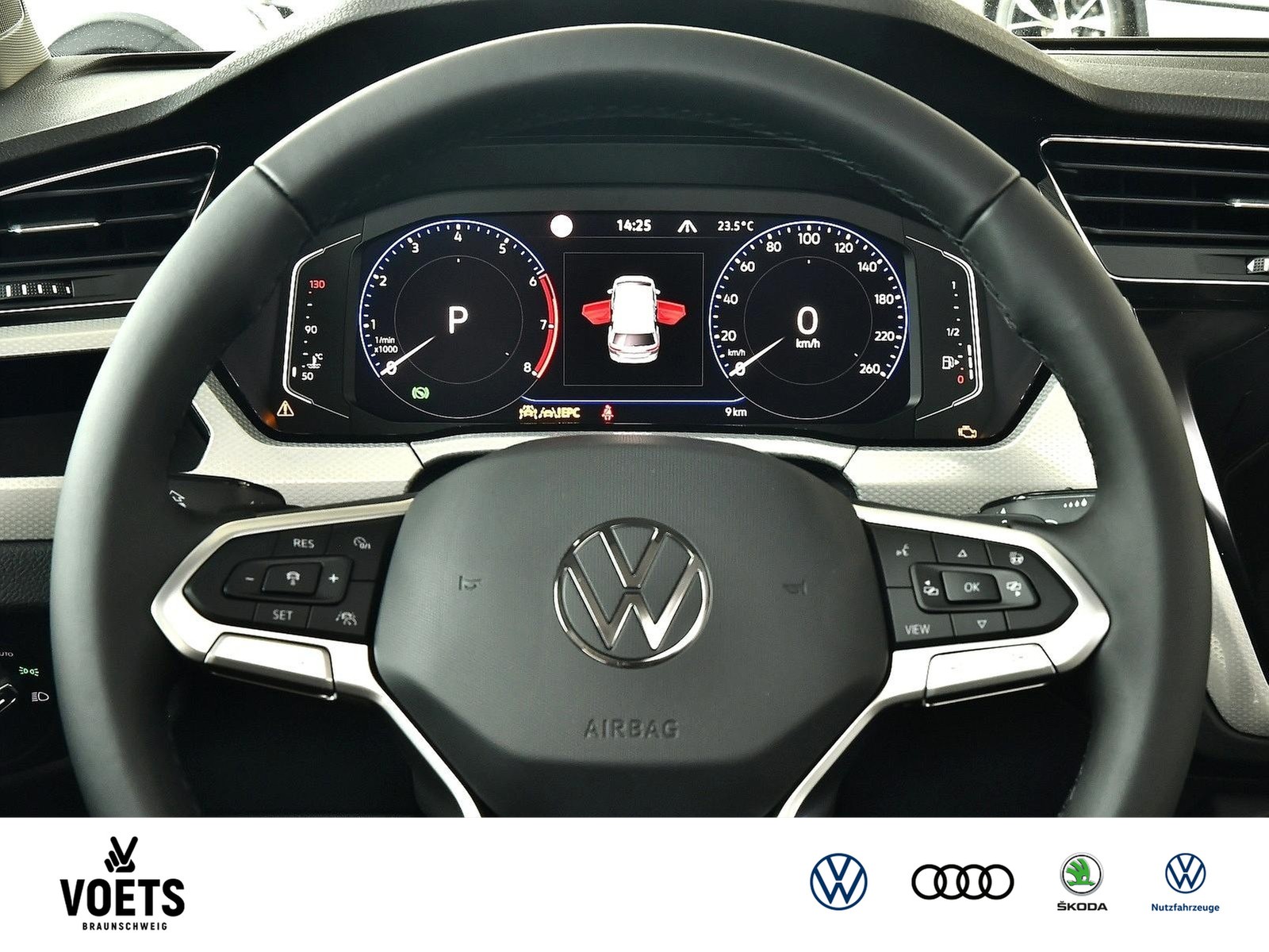 Fahrzeugabbildung Volkswagen Touran Move 1.5 TSI DSG LED+NAVI+AHK+ACC+RearView