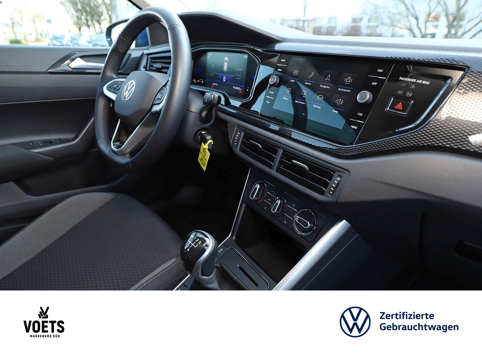 Fahrzeugabbildung Volkswagen POLO LIFE 1.0 TSI NAVI+LED+IQ.DRIVE-PAKET+SITZH