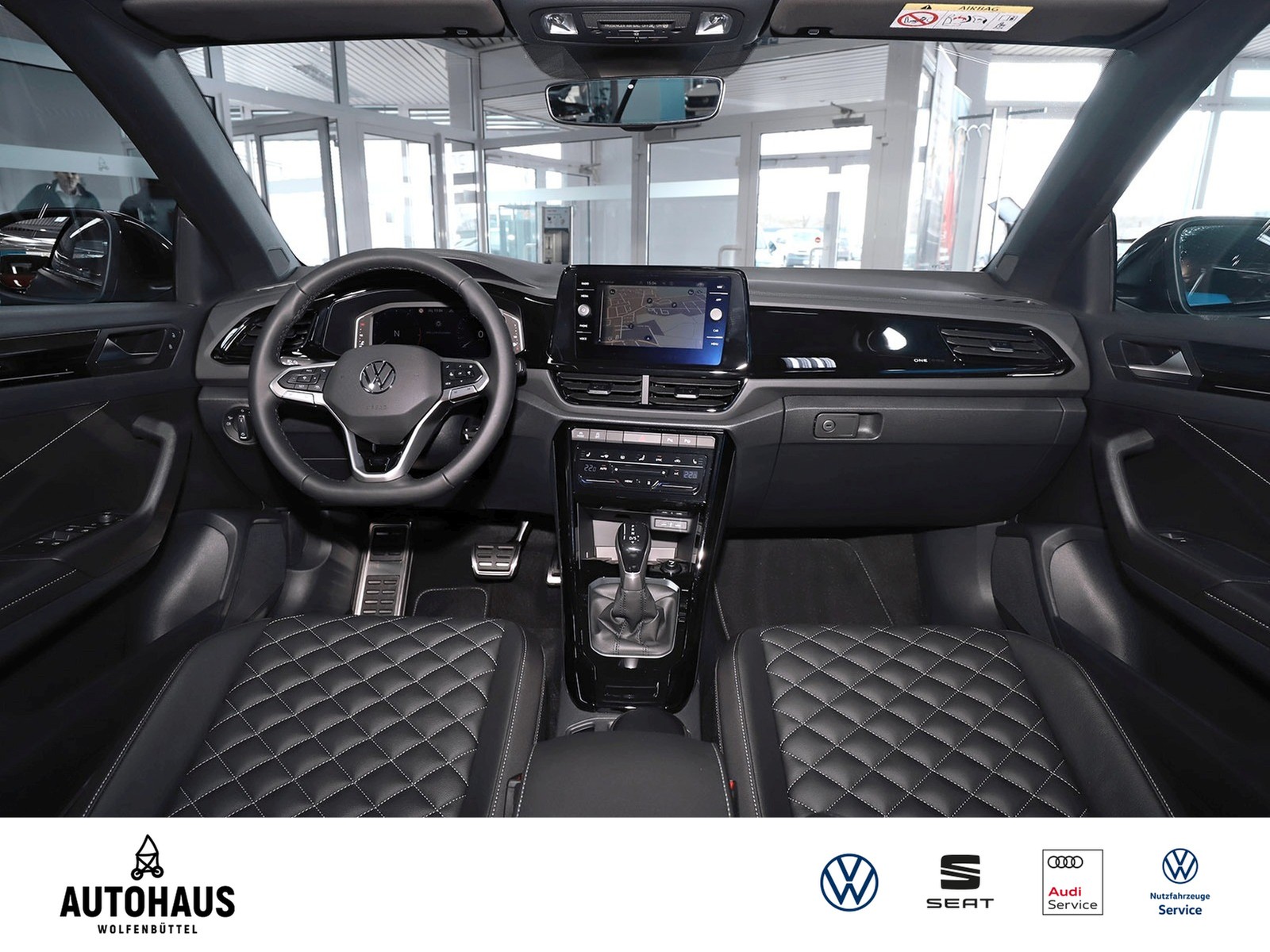 Fahrzeugabbildung Volkswagen T-Roc Cabriolet R-Line Edition Black 1.5 TSI DSG