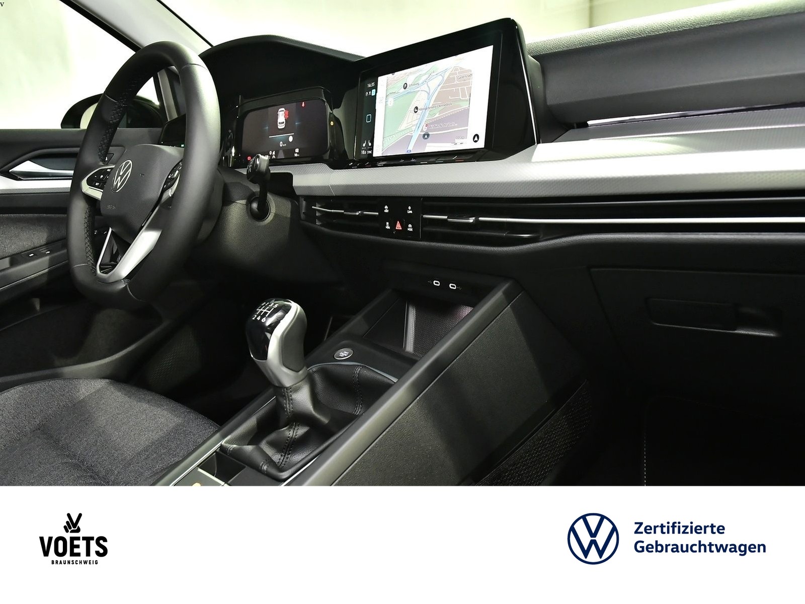 Fahrzeugabbildung Volkswagen Golf VIII Move 1.5 TSI LED+NAV+ACC+RearView